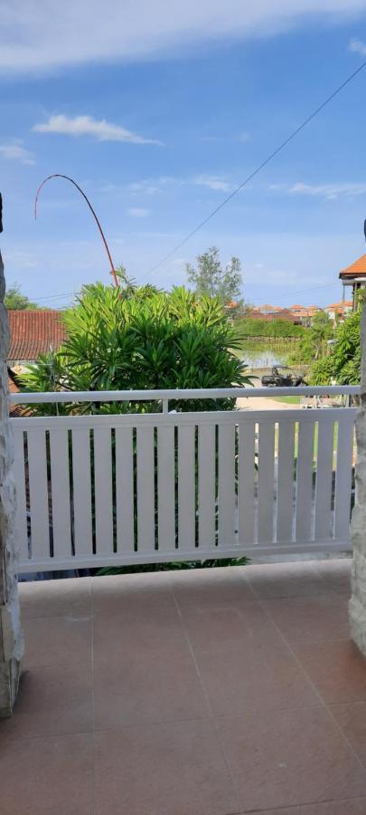 Turtle Island Homestay Sanur Exterior foto